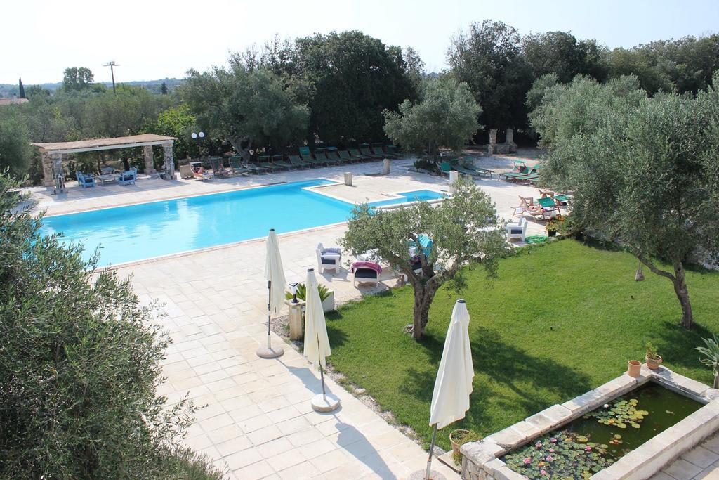 Agriturismo Tenuta Sant'Antonio Cerfignano エクステリア 写真